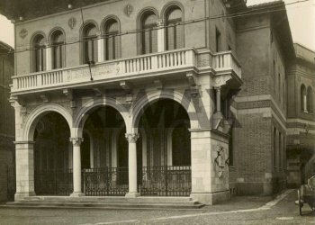 Stable - Palace Corso Camillo Benso Conte Di Cavour, 7
Centro storico pregiato, Brescia (neighborhood Centro Storico Pregiato) - photo 2