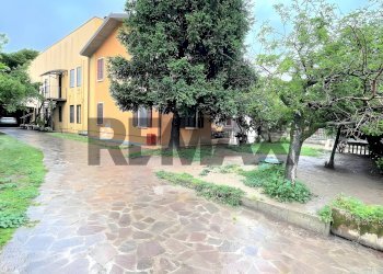 Quadrilocale Via Achille Grandi, 9
Molino, Castegnato - foto 1