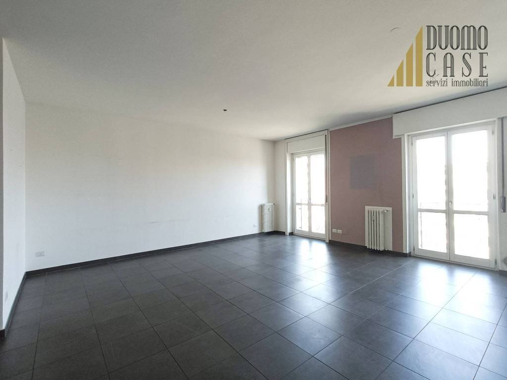 Three-room apartment Sesto San Giovanni - photo 2
