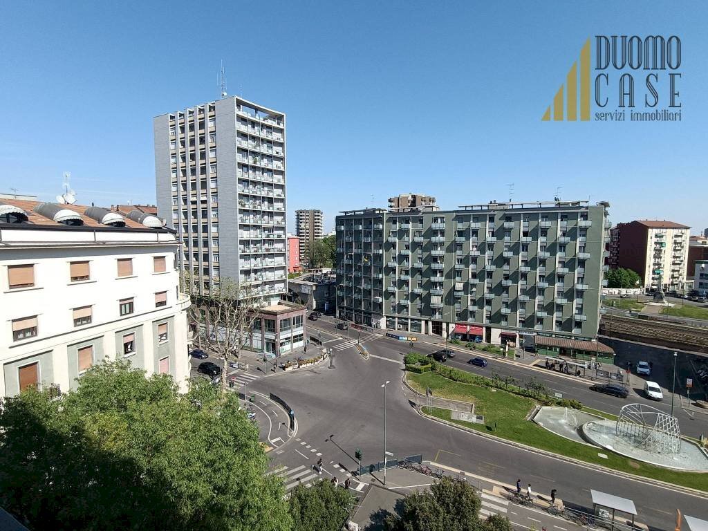 Three-room apartment Sesto San Giovanni - photo 3