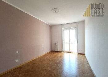 Three-room apartment Sesto San Giovanni - photo 19