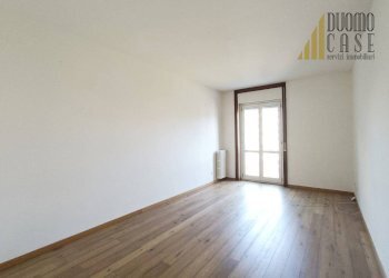 Three-room apartment Sesto San Giovanni - photo 4