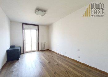 Three-room apartment Sesto San Giovanni - photo 15