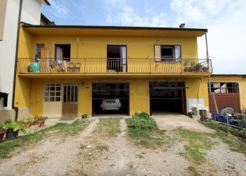 esterno - Casa semi indipendente Via Trento 66, Montebello Vicentino - foto 2