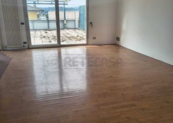 Apartment Creazzo - photo 11