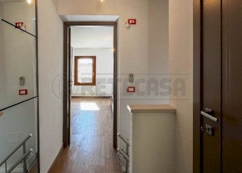 corridoio - Semi-detached house Via Castello, Monteviale - photo 8