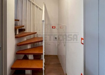 vano scala - Semi-detached house Via Castello, Monteviale - photo 19