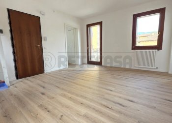 Retecasa_Valdagno Zona giorno - Four-room apartment Valdagno - photo 5