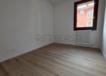 Retecasa_Valdagno Camera - Four-room apartment Valdagno - photo 12