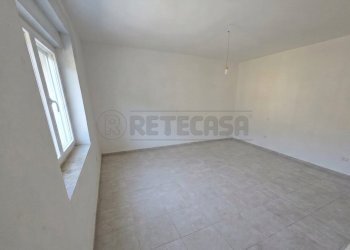 camera tri - Three-room apartment Altissimo - photo 5