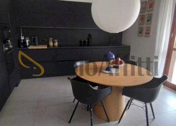 3 - Three-room apartment Binago - photo 3