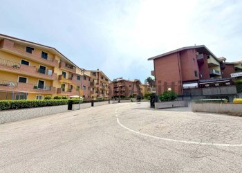 729139415_997650706202404_1897773858133448137_n - Four-room apartment Via Mario Capuani 29, Bellante - photo 27
