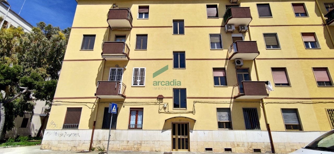 prospetto - Four-room apartment Via Peucetia 72, Bari - photo 2