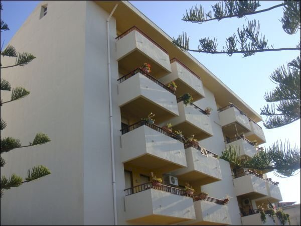facciata - Four-room apartment Viale Aldo Moro 4, Bova Marina - photo 2
