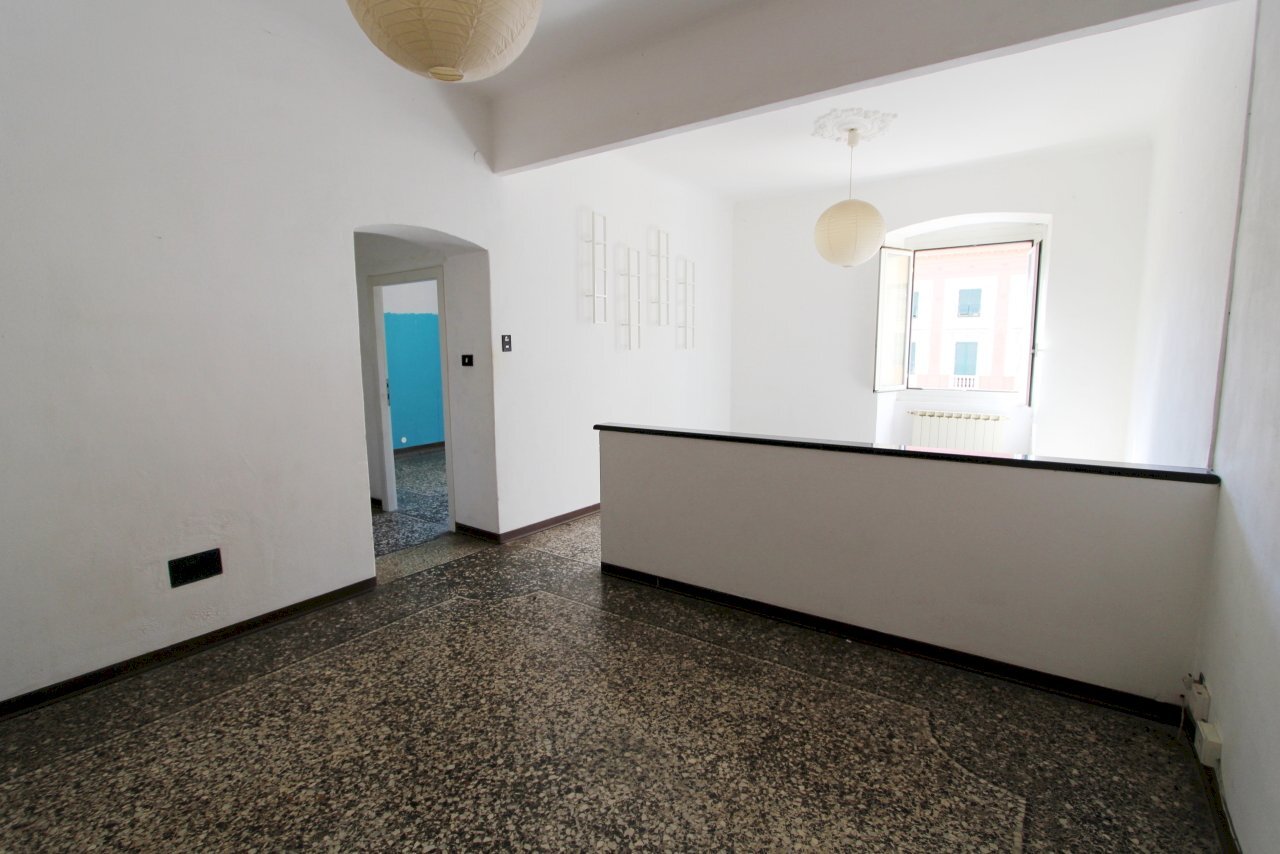 Ingresso - Four-room apartment Via Palestro, Genova (neighborhood Castelletto) - photo 1