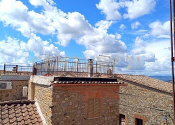 28 - One-room apartment Via Vittorio Emanuele, Fabro - photo 29