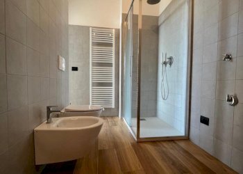 Bagno - Two-room apartment Via Fachinetti 1, Como - photo 10