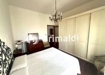 Camera - Three-room apartment Via Alessandro di Gifflenga 7, Vercelli - photo 8