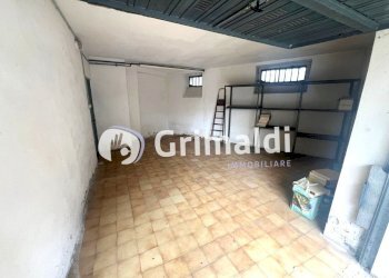 Autorimessa - Three-room apartment Via Alessandro di Gifflenga 7, Vercelli - photo 17
