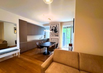 Soggiorno con cucina a vista - Three-room apartment Via Luigi Soderini 47, Milano (neighborhood Lorenteggio) - photo 7