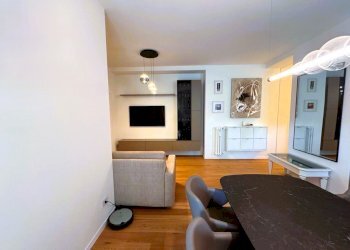 Soggiorno con cucina a vista - Three-room apartment Via Luigi Soderini 47, Milano (neighborhood Lorenteggio) - photo 8
