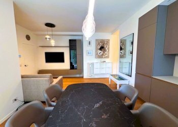 Soggiorno con cucina a vista - Three-room apartment Via Luigi Soderini 47, Milano (neighborhood Lorenteggio) - photo 12
