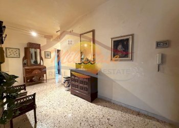 fd3a9665-048a-4b04-a2b8-17d3cf222859 - Quadrilocale Via Tisia, Siracusa - foto 26