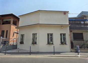 2c1f8232-8bd1-4918-8936-e29eef4f7ff1 - Villa Via Cascina del Sole 22, Novate Milanese - photo 3