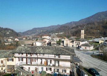 Independent house Via Paesana, Barge - photo 1