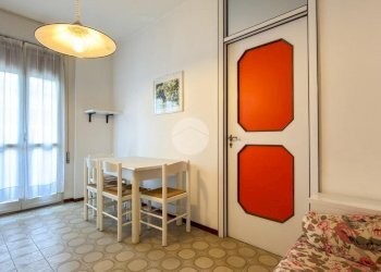 Two-room apartment Via Francesco Baracca, Misano Adriatico - photo 4