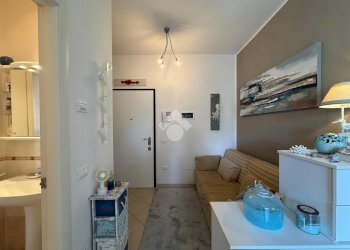 One-room apartment Viale Titano, hamlet Pinarella, Cervia - photo 5