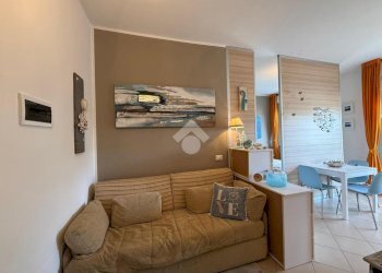 One-room apartment Viale Titano, hamlet Pinarella, Cervia - photo 8