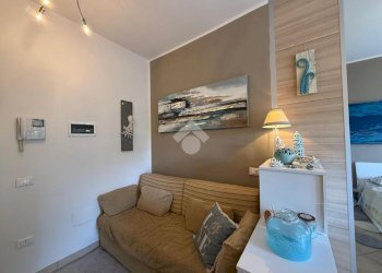 One-room apartment Viale Titano, hamlet Pinarella, Cervia - photo 10