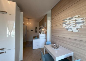 One-room apartment Viale Titano, hamlet Pinarella, Cervia - photo 14