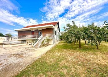 Villa Strada genesia, Robassomero - foto 2