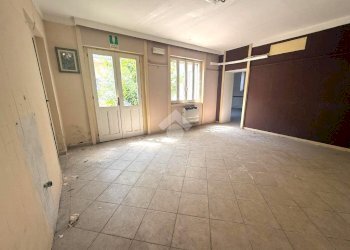 Four-room apartment Corso Amedeo D'Aosta, Robbio - photo 13