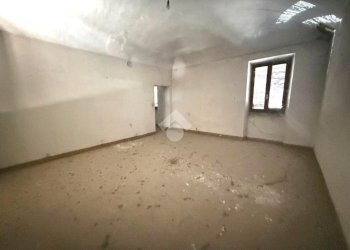 Four-room apartment Corso Amedeo D'Aosta, Robbio - photo 18