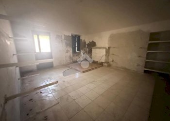 Four-room apartment Corso Amedeo D'Aosta, Robbio - photo 28