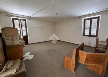 Four-room apartment Corso Amedeo D'Aosta, Robbio - photo 35