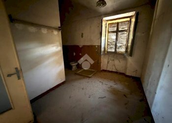 Four-room apartment Corso Amedeo D'Aosta, Robbio - photo 38