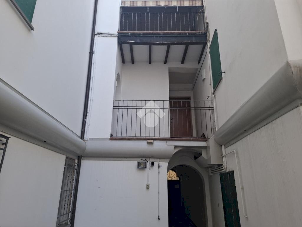 Three-room apartment Via XX Settembre, Imola - photo 2
