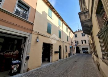 Three-room apartment Via XX Settembre, Imola - photo 1