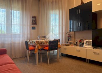 Three-room apartment Via Uruguay, Milano (neighborhood Gallaratese) - photo 9