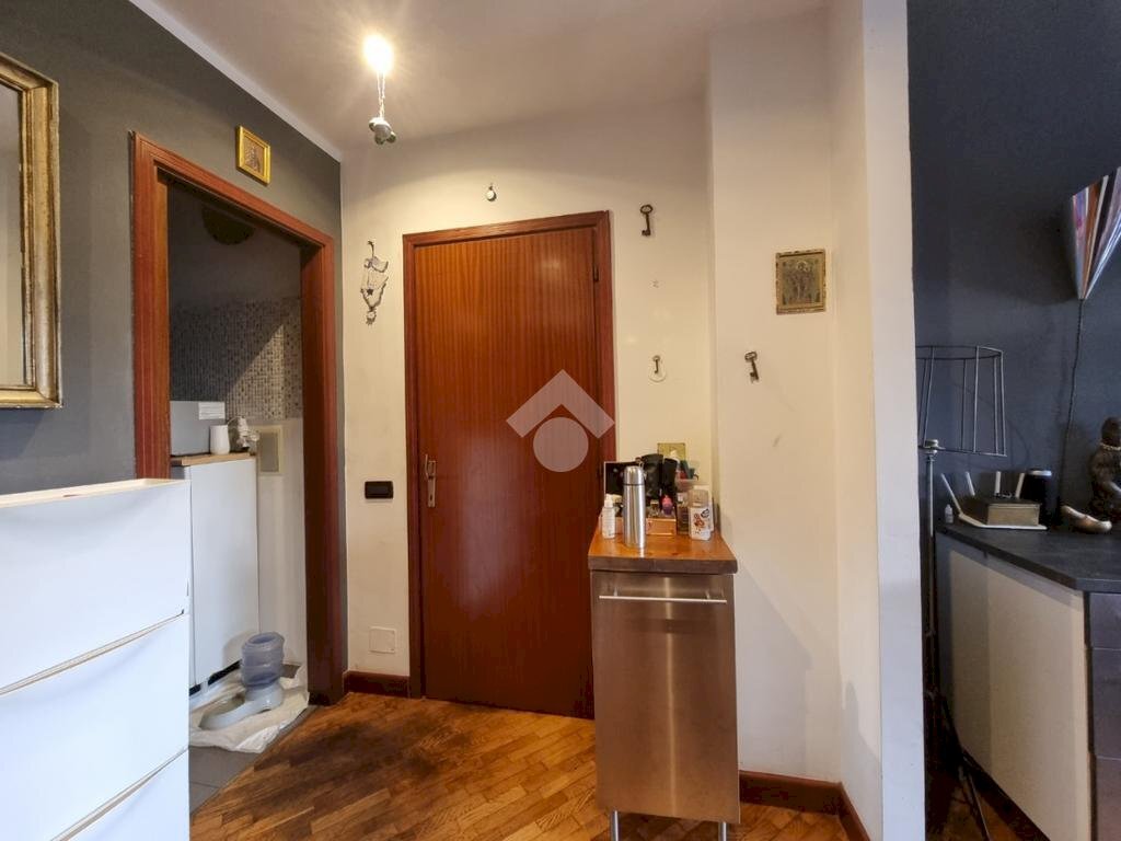 Three-room apartment Via dei ciclamini, Milano - photo 2