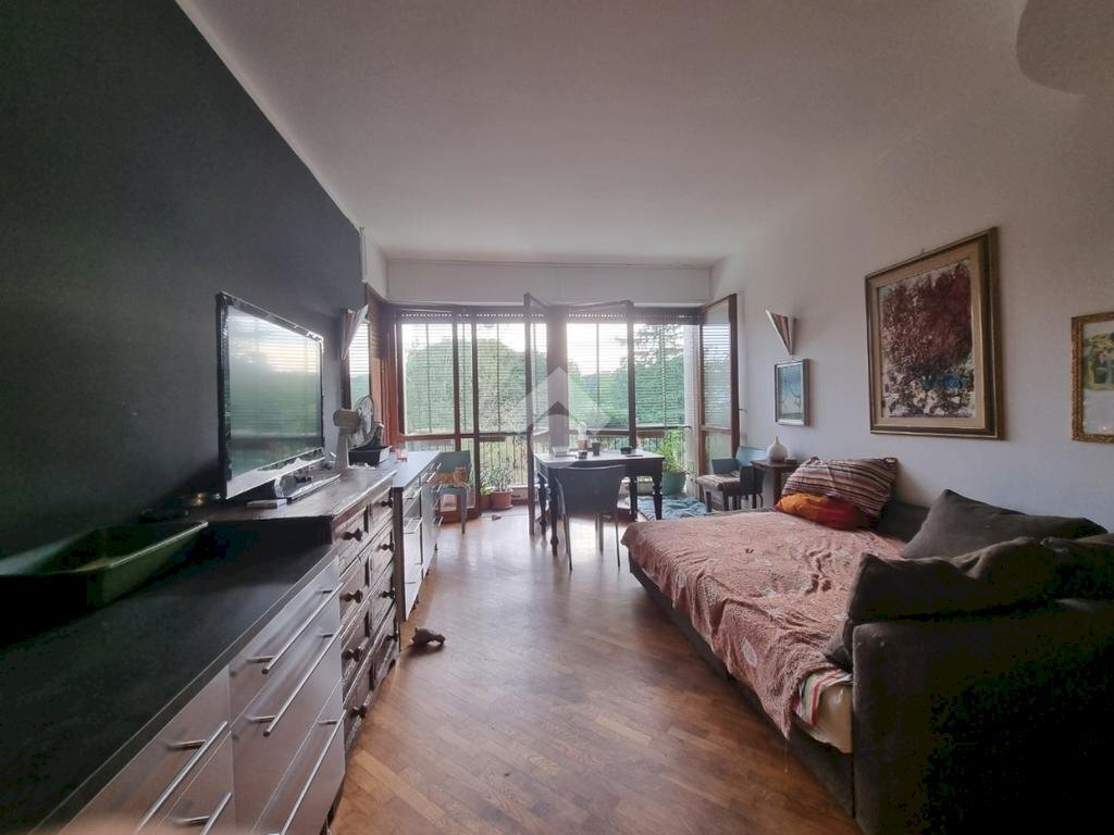 Three-room apartment Via dei ciclamini, Milano - photo 3