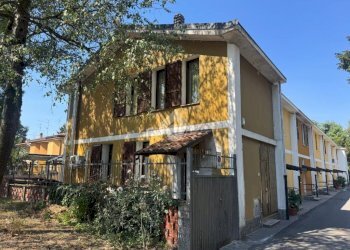 Terraced Villa Via villaggio ina, Cesate - photo 1