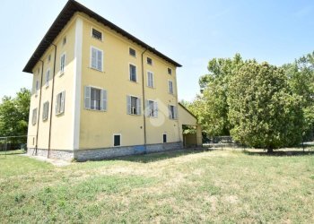Four-room apartment Via nello venturini, Felino - photo 1