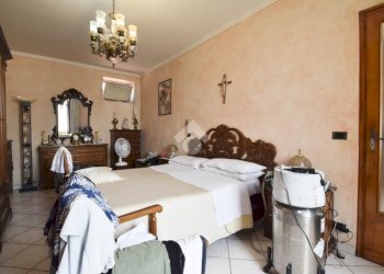 Three-room apartment Corso casale, Torino (neighborhood Borgo Po) - photo 6