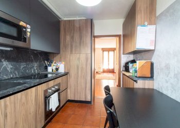 Cucina - Quadrilocale Frazione Saint Maurice, 64, Sarre - foto 8