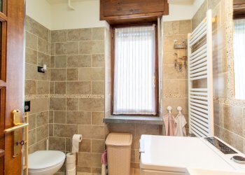 Bagno - Quadrilocale Frazione Saint Maurice, 64, Sarre - foto 13